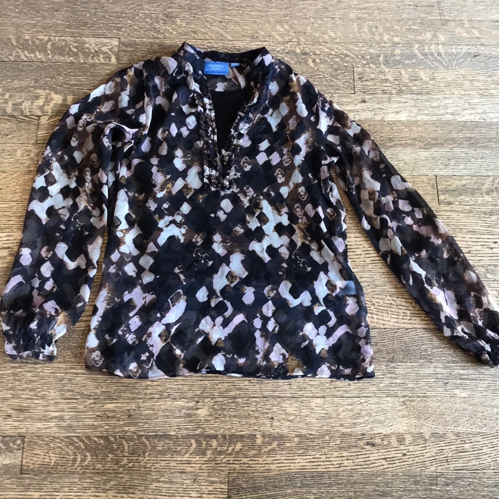 Sophisticated Vera Wang sheer print top